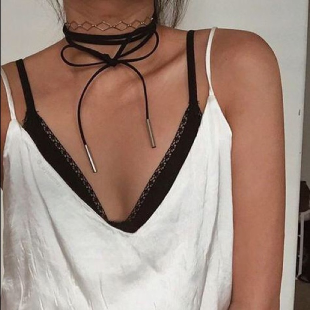 Black lace up Choker
